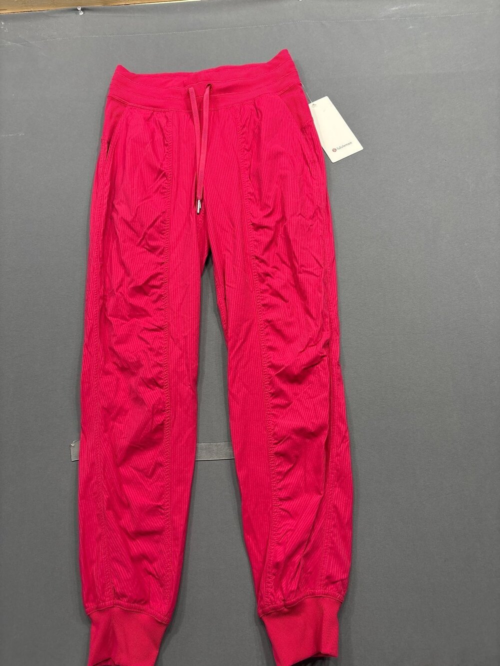 Lululemon Dance Studio Mid-Rise Jogger Pink Size 4 NWT